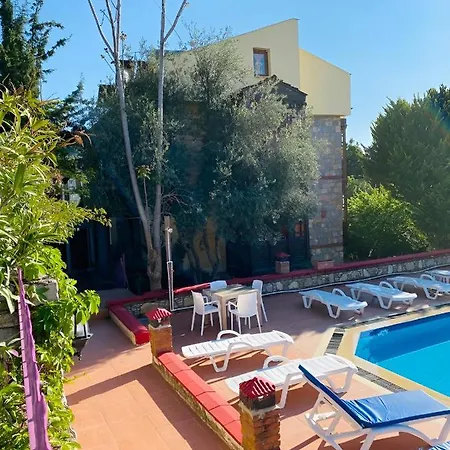 Apartahotel In Oludeniz